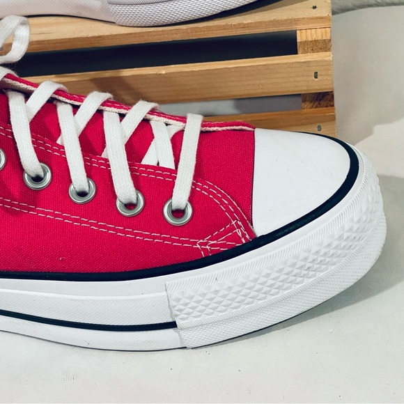 Converse Chuck Taylor All Star Double Stack Platform Low-tops. Hot Oz Pink. - Picture 2 of 11